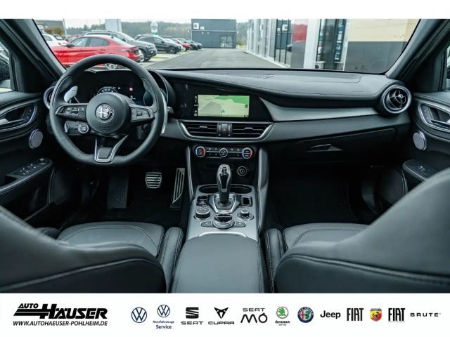 Alfa Romeo Giulia AT8 Q4 Turbo Veloce