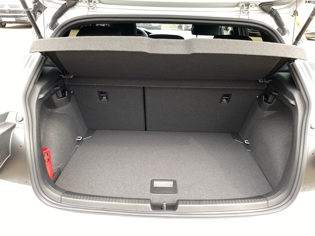 Volkswagen Polo 1.0 TSI DSG R-Line