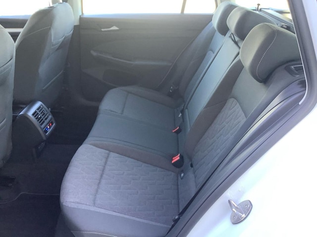 Volkswagen Golf 1.5 TSI Life Variant