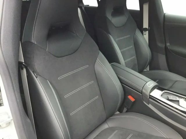 Mercedes-Benz CLA 180 Shooting Brake