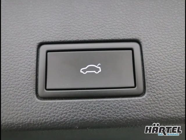 Volkswagen Golf 1.5 eTSI DSG Style Variant