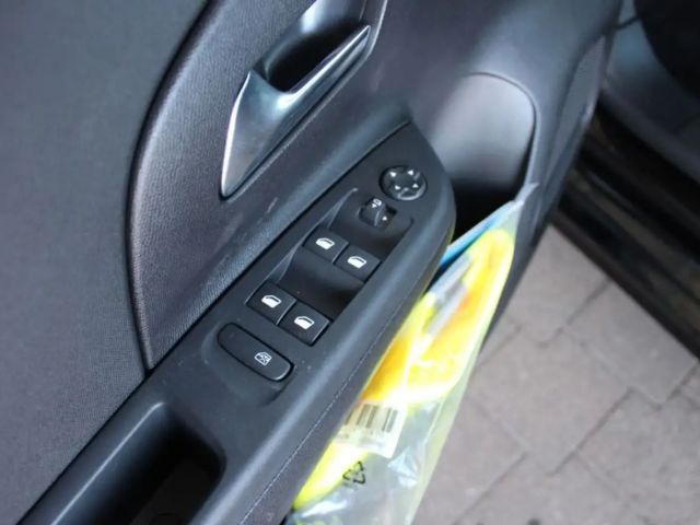 Opel Corsa Edition Turbo