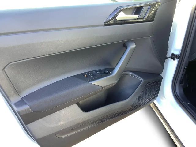 Volkswagen Taigo 1.0 TSI DSG Life