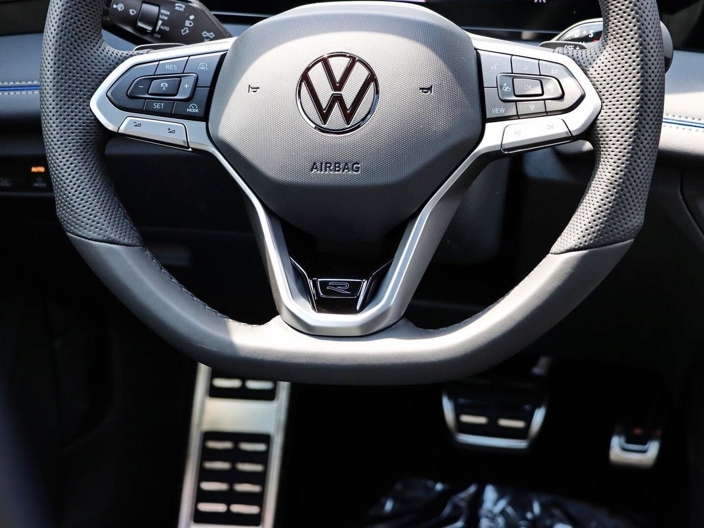 Volkswagen Tiguan 1.5 eTSI DSG IQ.Drive R-Line