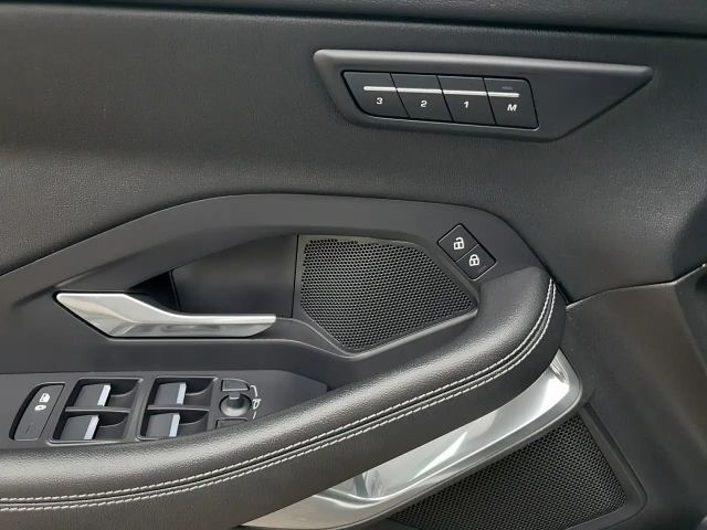 Jaguar E-Pace AWD D165 R-Dynamic