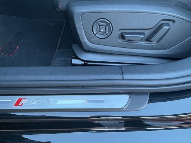 Audi RS3 Quattro S-Tronic Sedan