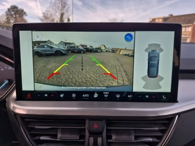 Ford Focus Titanium Wagon