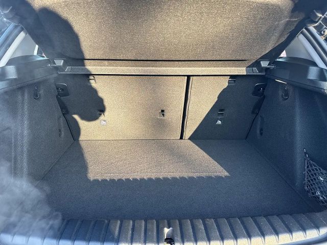 BMW 118 118i Sedan Sport Line