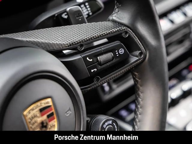 Porsche 992 Carrera Coupé GTS