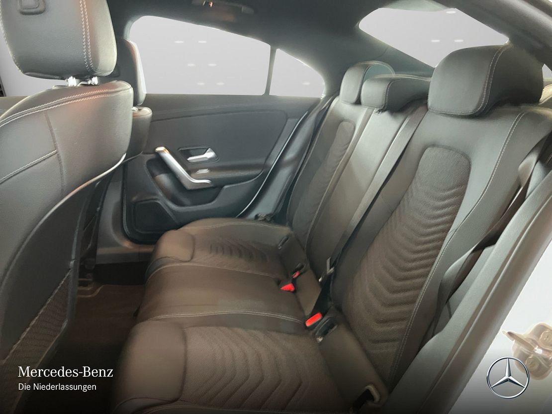 Mercedes-Benz CLA 180 Coupé