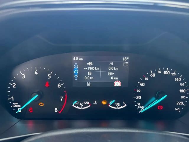 Ford Focus EcoBoost ST Line