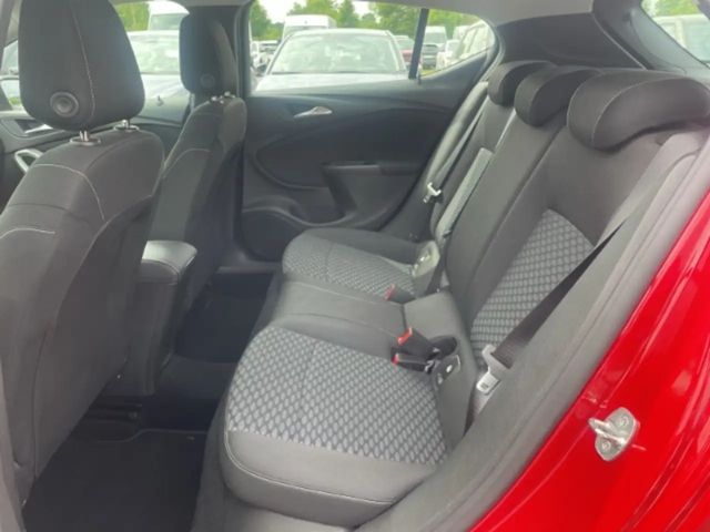 Opel Astra 1.2 Turbo Business Turbo