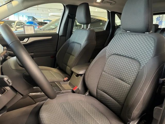 Ford Kuga Cool & Connect