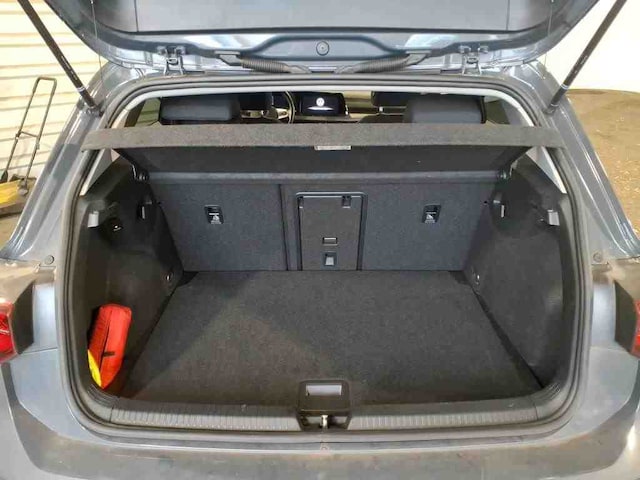 Volkswagen Golf 2.0 TDI DSG Golf VIII IQ.Drive