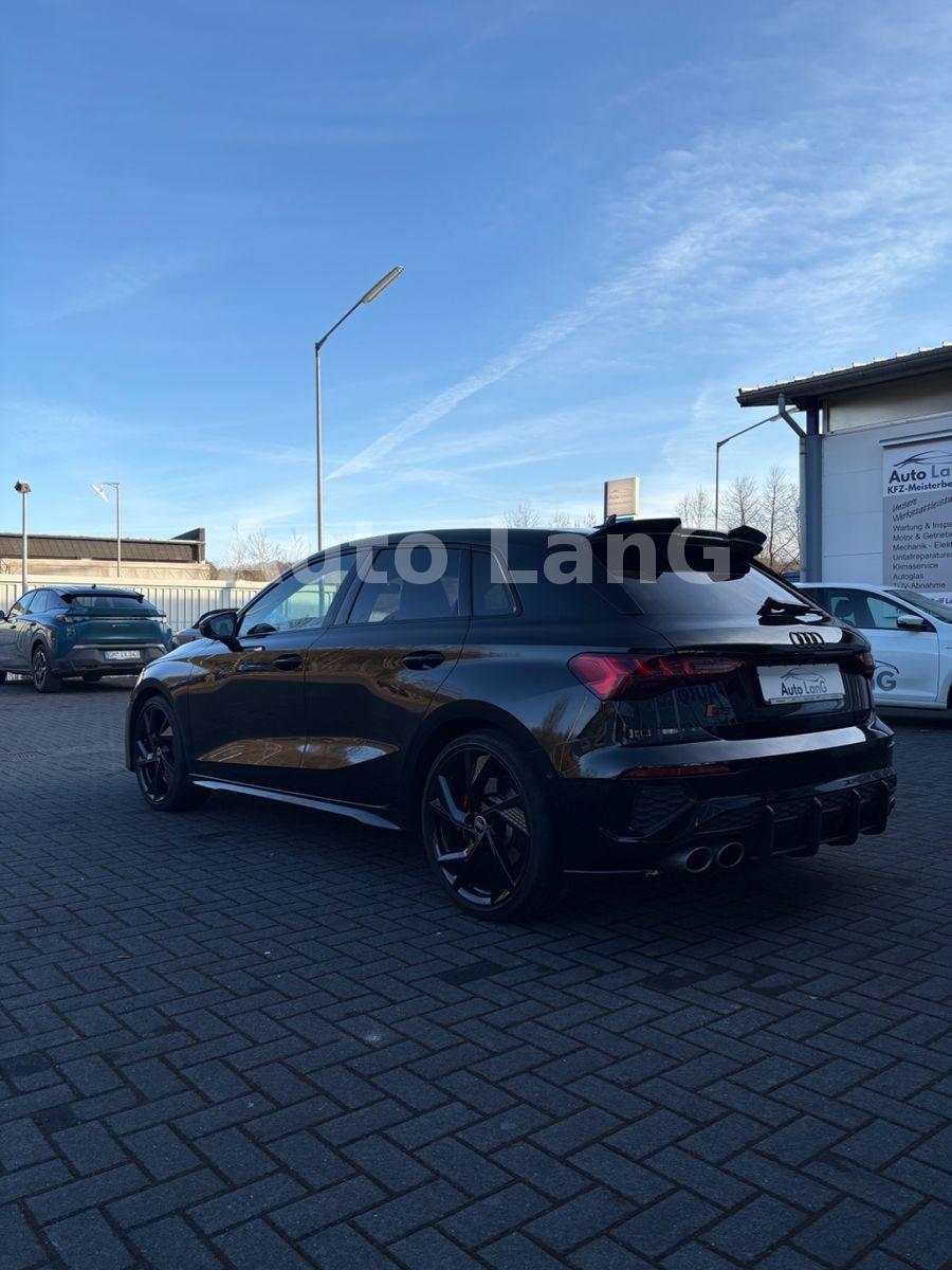 Audi S3 2.0 TFSI Quattro Sedan Sportback