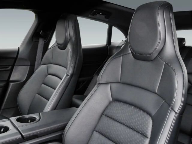 Porsche Taycan 4 Cross Turismo