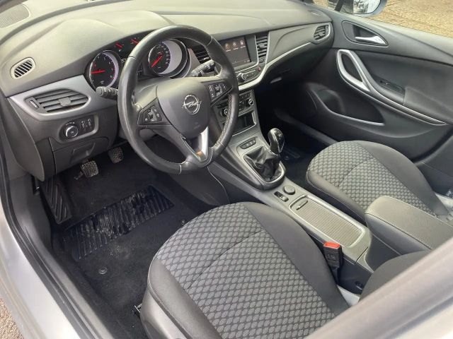 Opel Astra 1.2 Turbo Edition Turbo