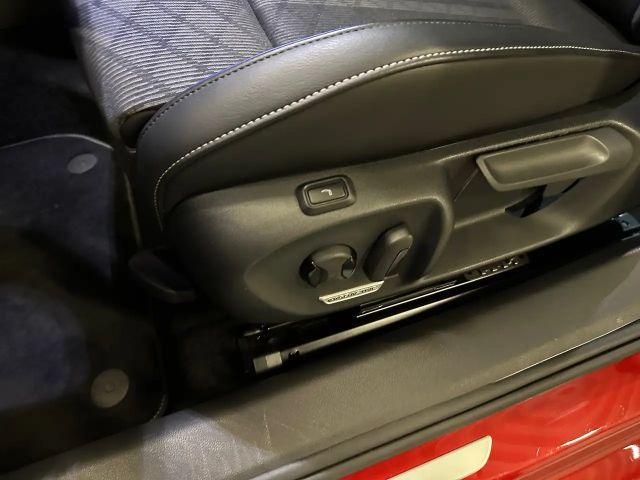 Volkswagen Passat R-Line Style Variant