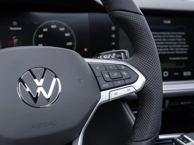 Volkswagen Touareg 4Motion R-Line Style