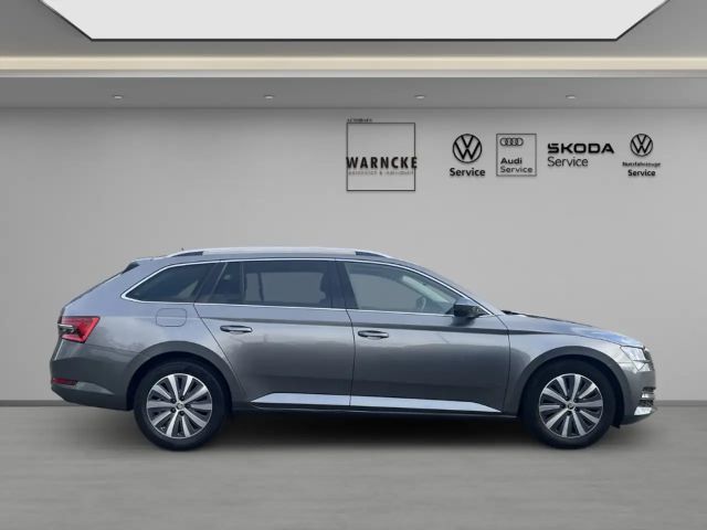 Skoda Superb 2.0 TDI Combi Style Style