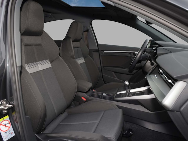 Audi A3 30 TFSI Sedan