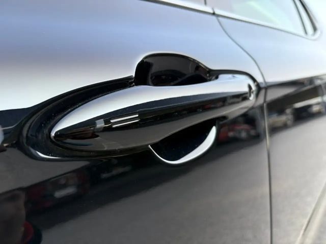 Toyota Camry Hybride Lounge