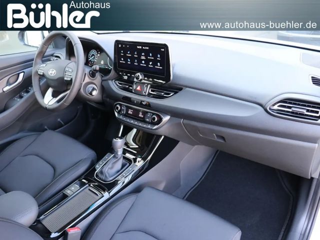 Hyundai i30 Hybrid T-GDi Trend