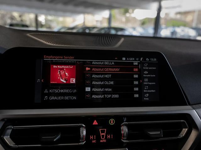 BMW 330 330d M-Sport Touring xDrive