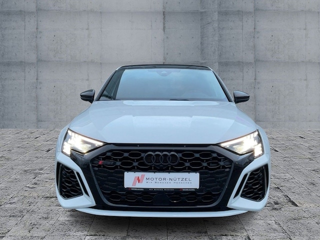 Audi RS3 Quattro S-Tronic Sedan