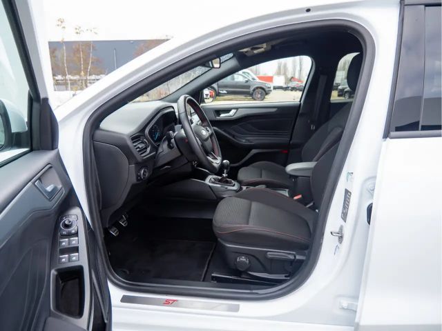 Ford Focus ST Line