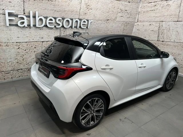 Toyota Yaris Hybride Style