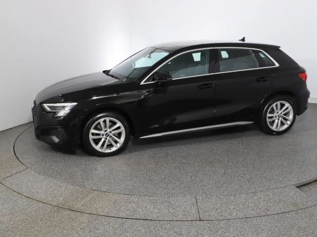 Audi A3 30 TDI Sedan