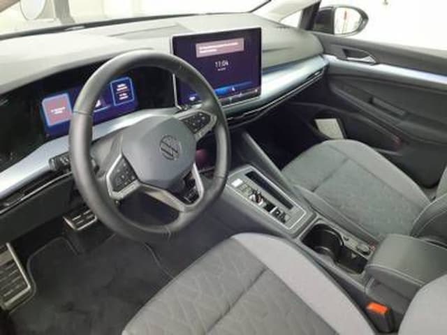Volkswagen Golf 1.5 eTSI DSG Golf VIII