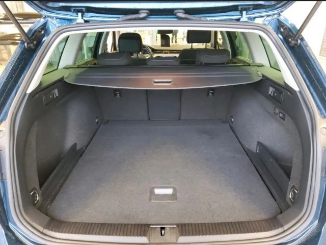 Volkswagen Passat Business DSG Variant