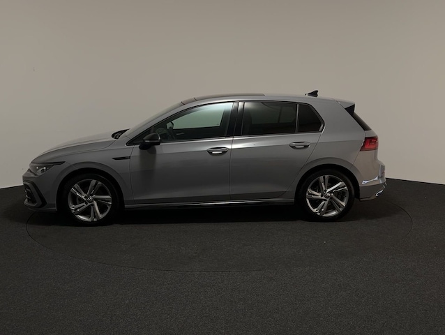 Volkswagen Golf 1.5 eTSI