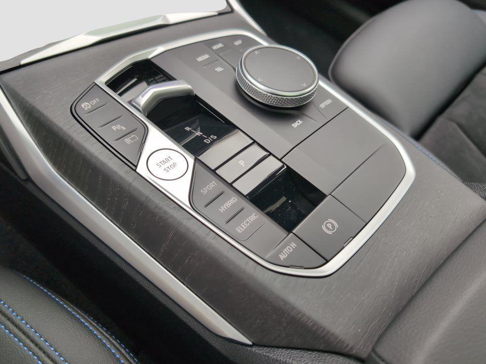 BMW 330 330e Touring xDrive