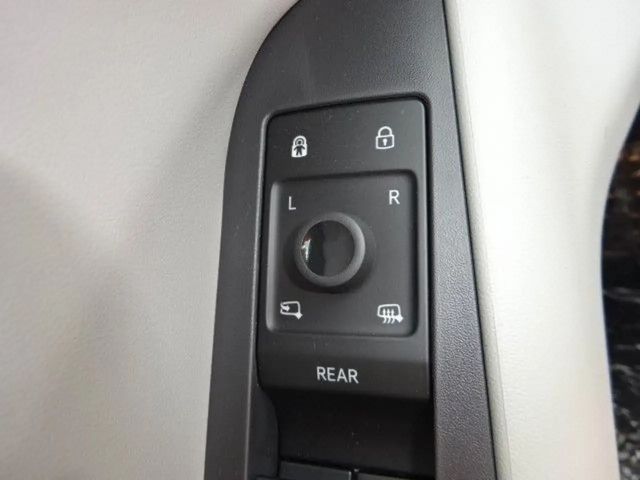 Ford Explorer Extended range RWD