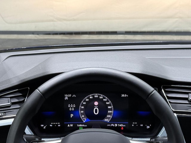 Volkswagen Touran 1.5 TSI DSG