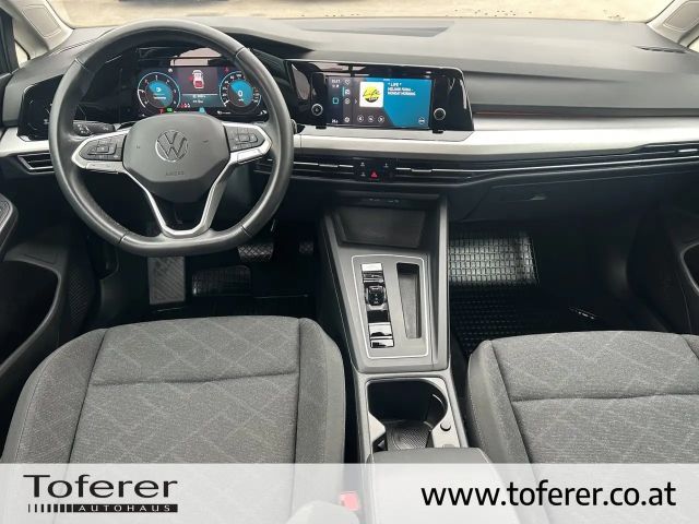 Volkswagen Golf DSG Life Variant