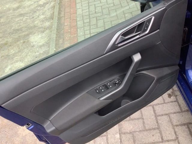 Volkswagen Polo IQ.Drive Style