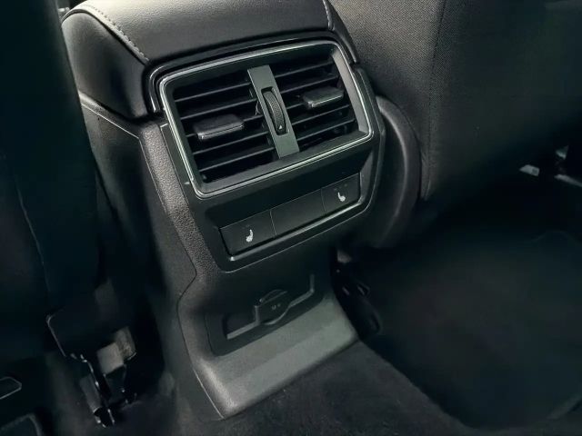 Skoda Karoq 1.5 TSI Clever