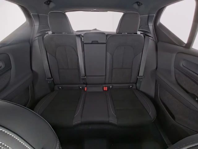 Volvo XC40 Dark Ultra