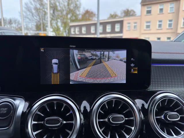 Mercedes-Benz EQB 300 4MATIC AMG Line