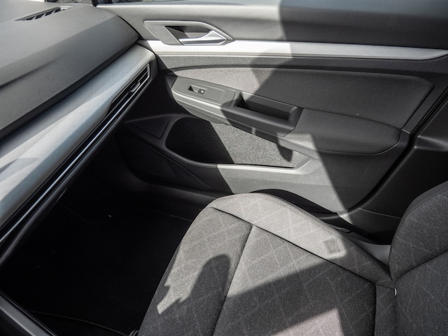 Volkswagen Golf 2.0 TDI Golf VIII Life Variant