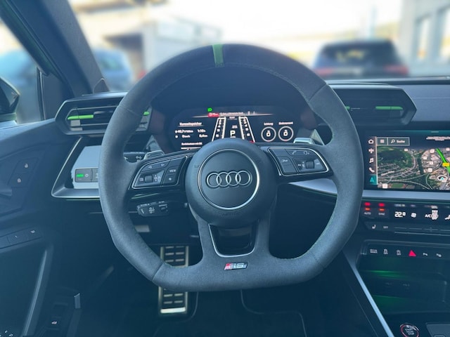 Audi RS3 Quattro S-Tronic Sedan