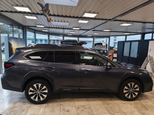 Subaru Outback 2.5i Platinum | LED | Navi