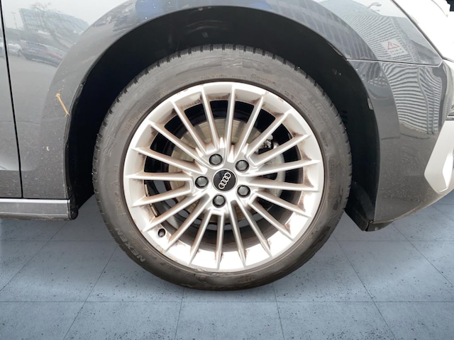 Audi A3 30 TFSI S-Tronic Sedan