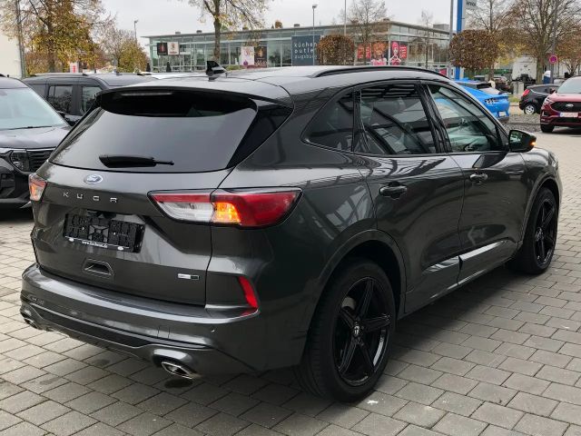 Ford Kuga Hybrid ST Line X