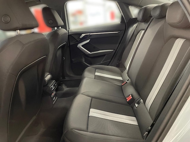 Audi A3 30 TFSI S-Tronic Sedan