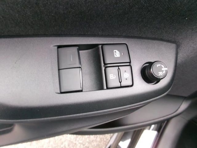 Toyota Yaris Active VVT-i